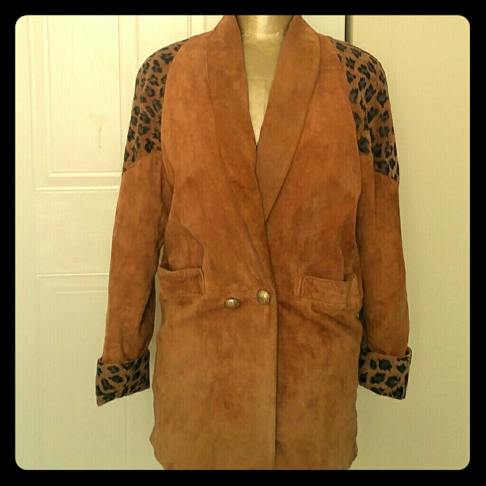 Vintage Suede Coat w Leopard print shoulders